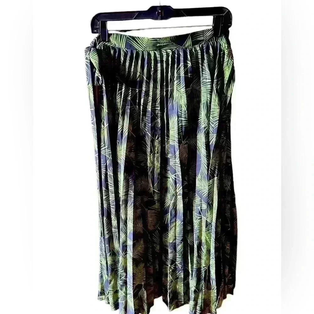 Lularoe size medium palm frond accordion pleated wrap around maxi skirt. Worn 1X
